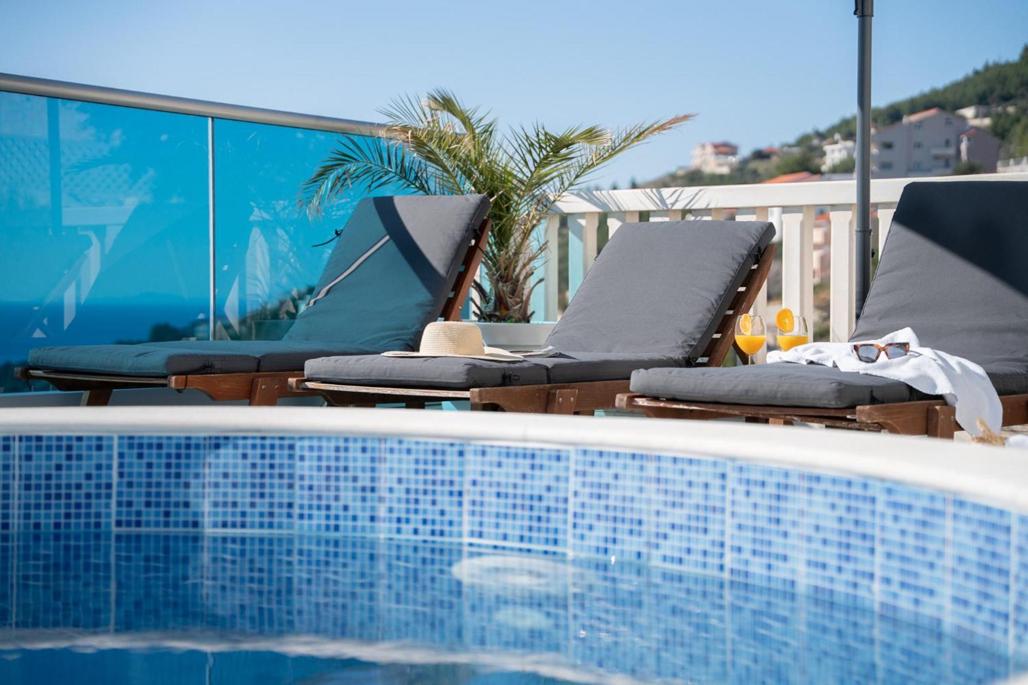 Sunny Hill Apartments With Rooftop Pool Celina Zewnętrze zdjęcie