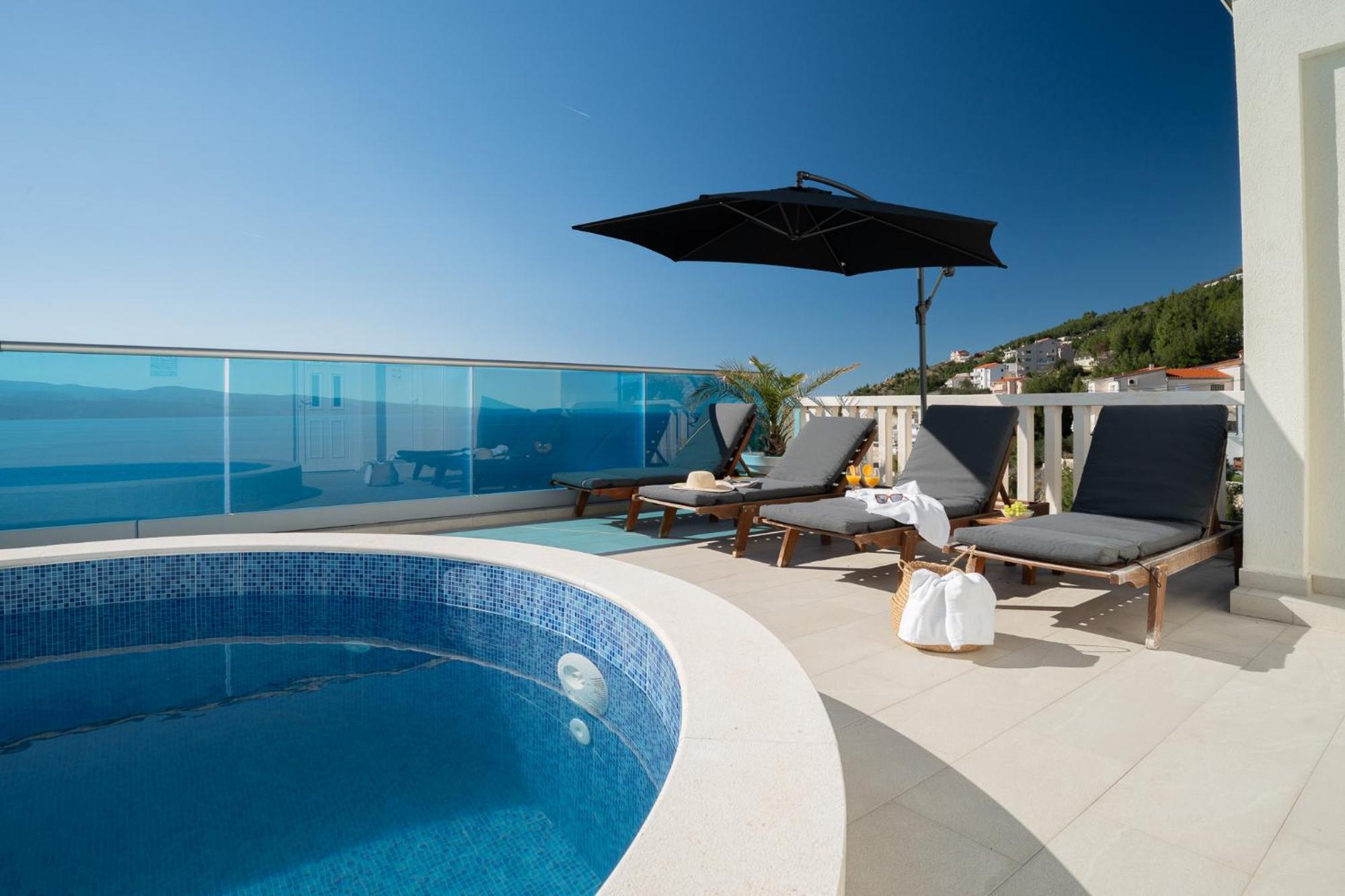 Sunny Hill Apartments With Rooftop Pool Celina Zewnętrze zdjęcie