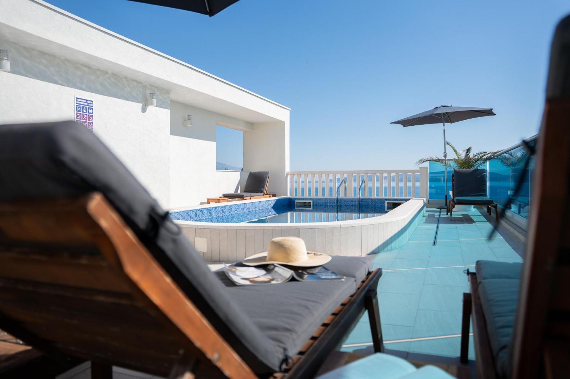 Sunny Hill Apartments With Rooftop Pool Celina Zewnętrze zdjęcie
